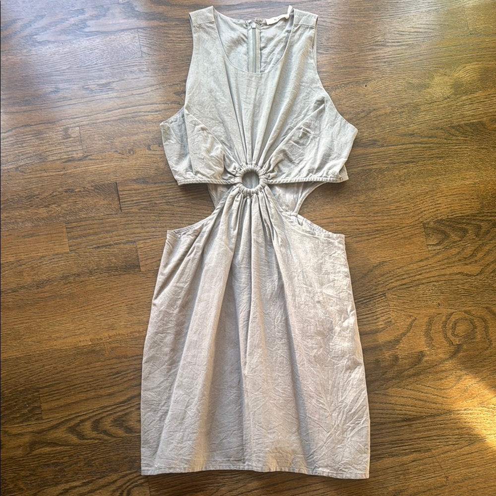 Elegant Sage Sleeveless Dress